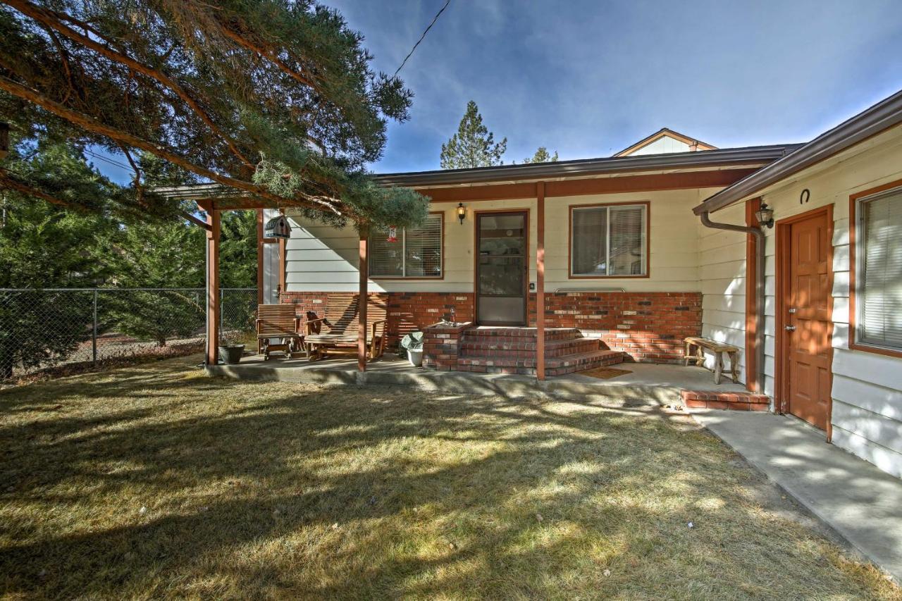 Cozy Big Bear Home With Yard And Patio -5 Mins To Lake! Big Bear City Extérieur photo